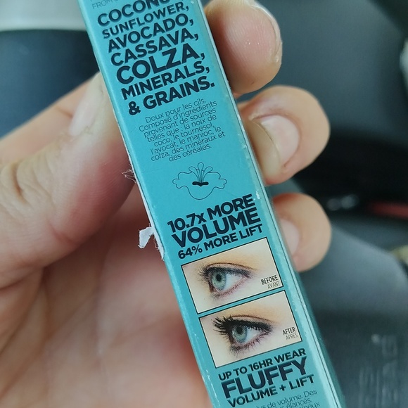 3/$30 NIB Urban Decay Mini Wild Lash Volumizing Mascara dark black - Picture 2 of 6